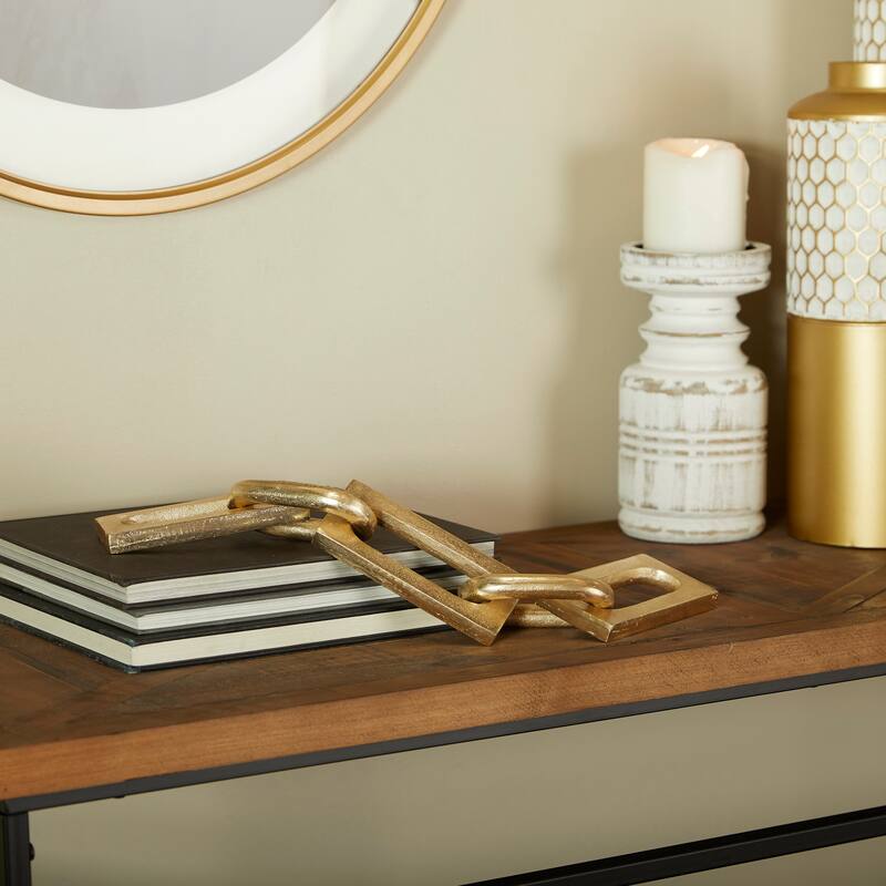 CosmoLiving by Cosmopolitan Gold Aluminum Metal Chain Decorative Sculpture - Gold