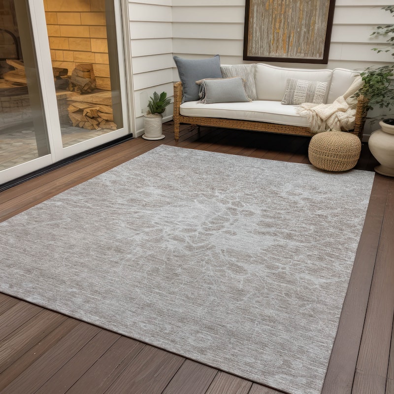 Machine Washable Indoor/ Outdoor Chantille Modern Vintage Floral Rug