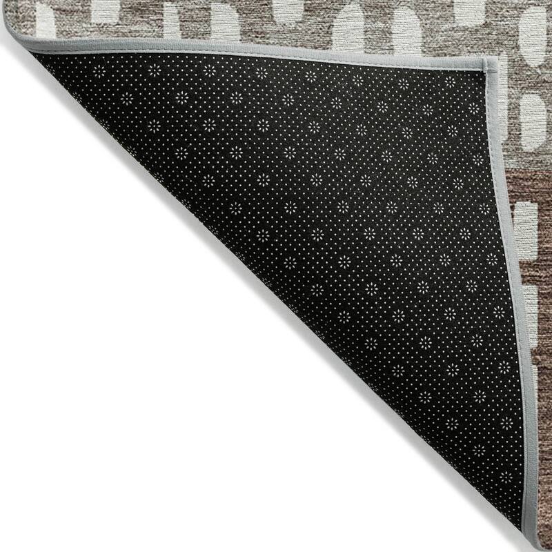 Machine Washable Indoor/ Outdoor Stripe Geo Chantille Rug