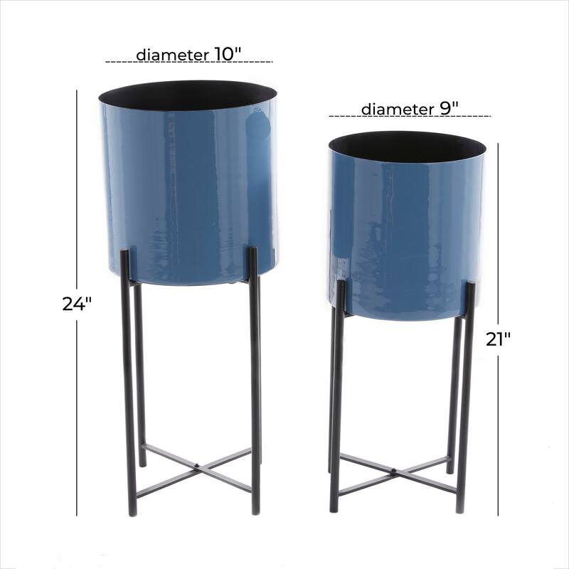 CosmoLiving by Cosmopolitan Metal Contemporary Planter (Set of 2) - S/2 24", 21"H