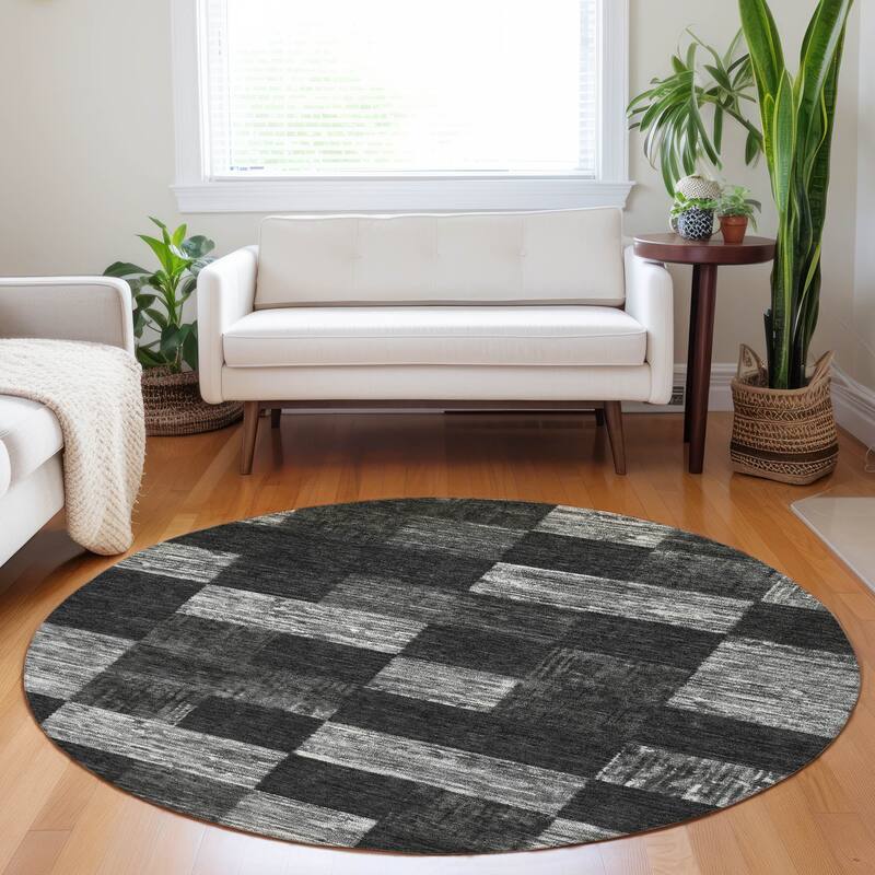 Machine Washable Indoor/ Outdoor Checker Chantille Rug - Black - 8' x 8'