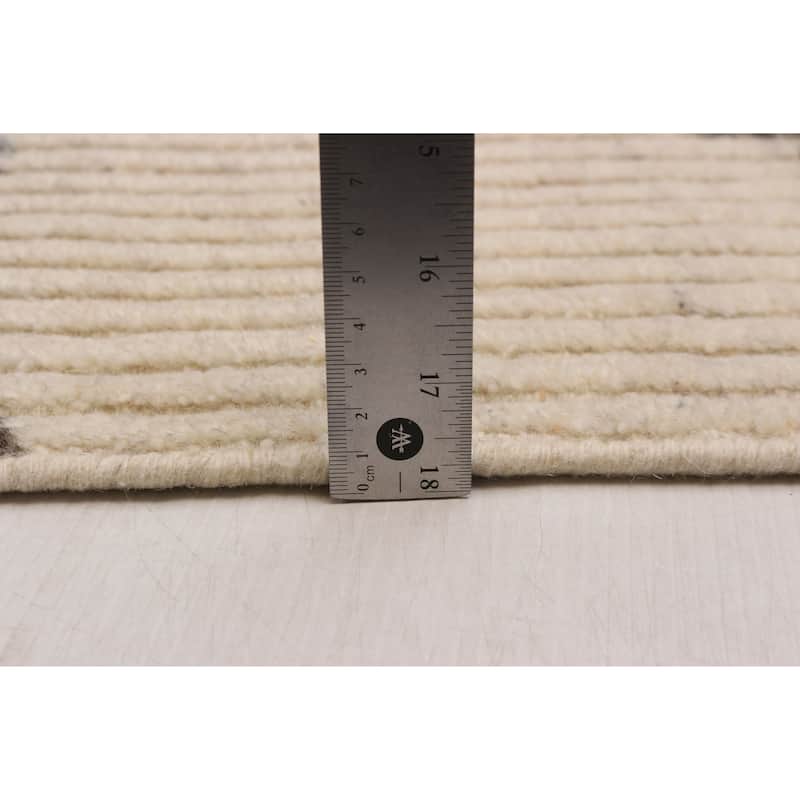 ECARPETGALLERY Hand-knotted Tangier Cream Wool Rug - 7'10 x 9'9