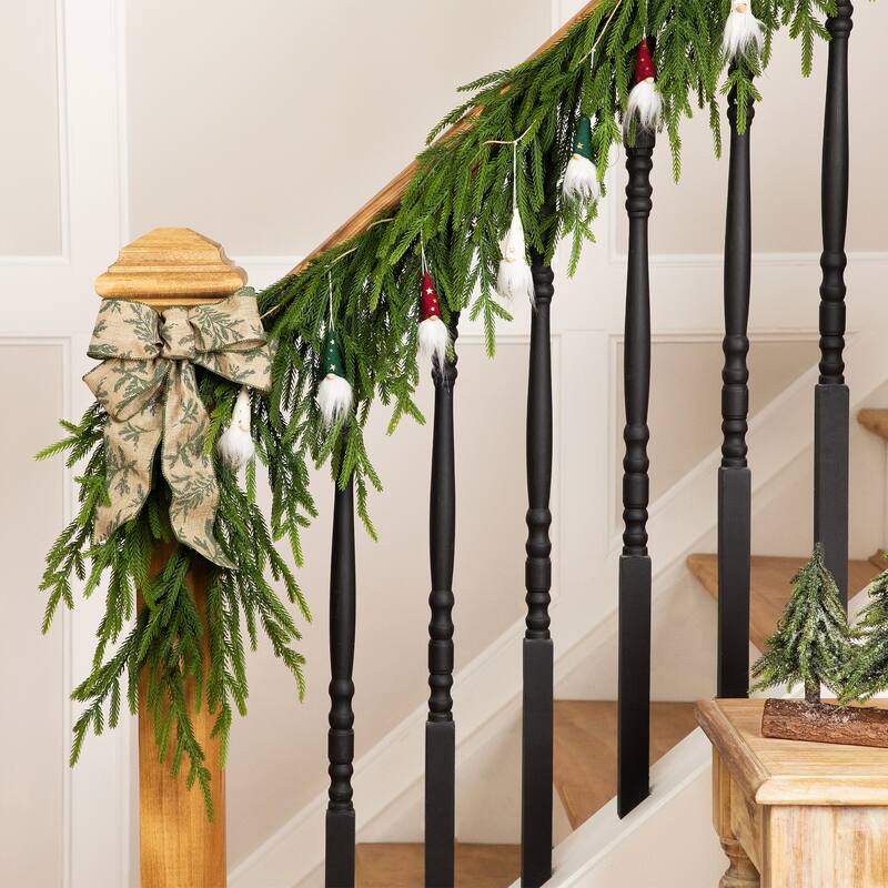 Mini Plush Gnomes in Star Hats Christmas Garland- 4.25'