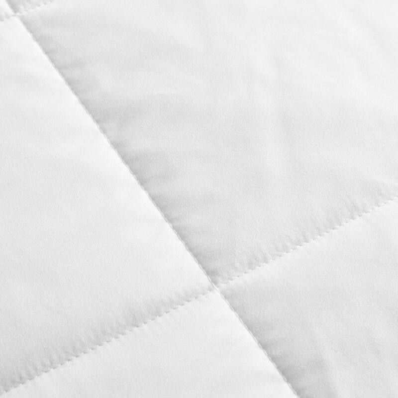 Sharper Image Cooling Touch Down Alternative Blanket