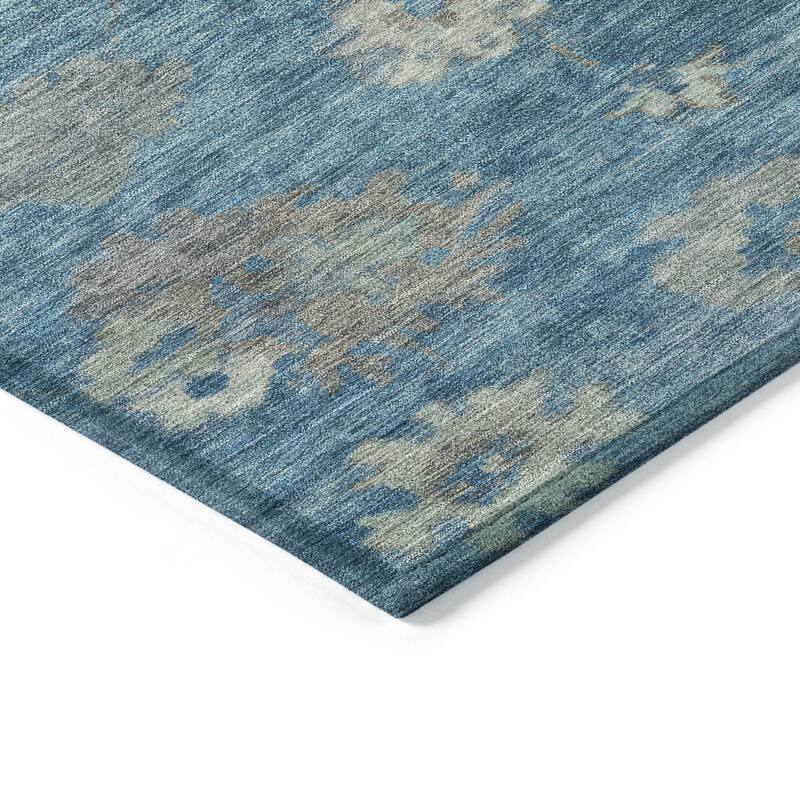 Machine Washable Indoor/ Outdoor Casual Traditional Chantille Rug