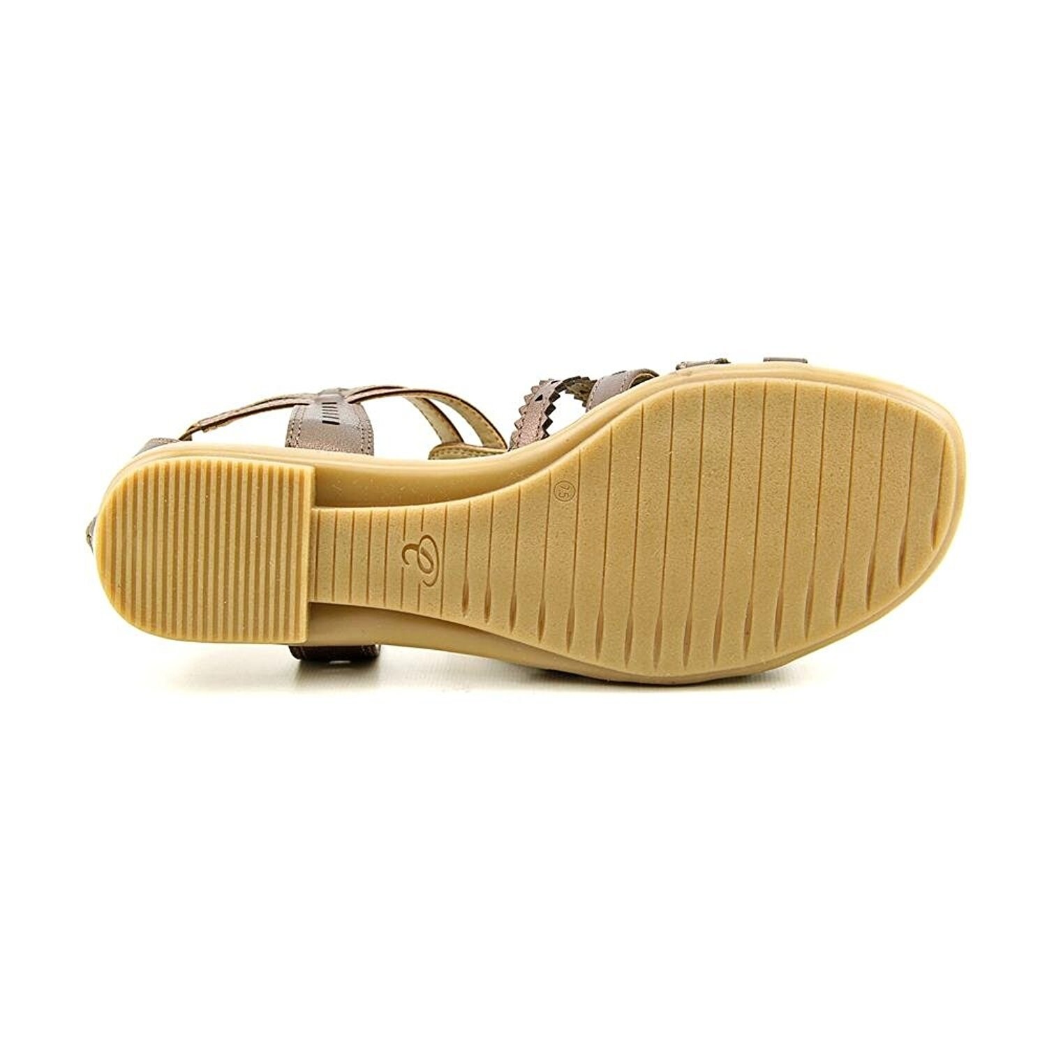easy spirit gladiator sandals