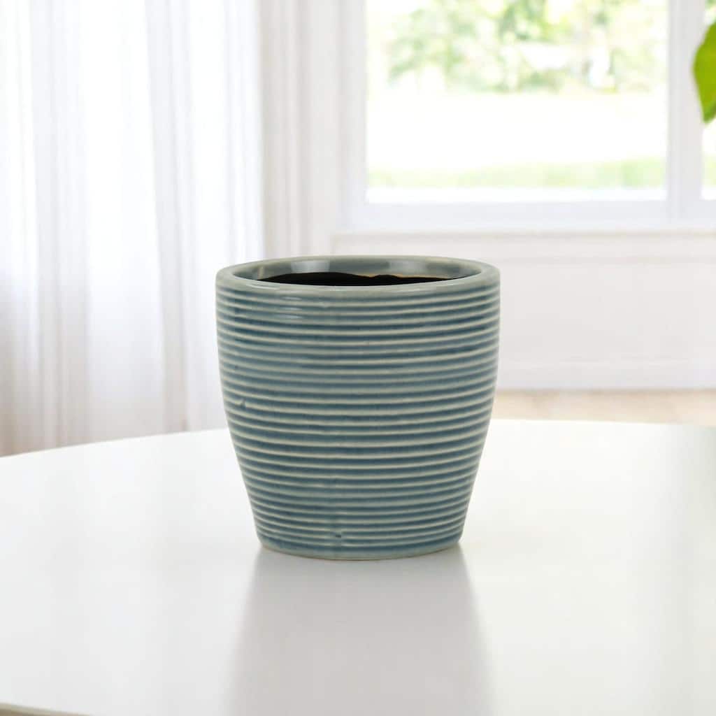 HomeRoots Blue Ceramic 22 Ounce Striped Round Distressed Pot Planter - 4.25 in. x 4.25 in. x 4.25 in.