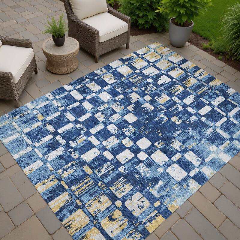 Machine Washable Indoor/ Outdoor Casual Foxfield Chantille Rug