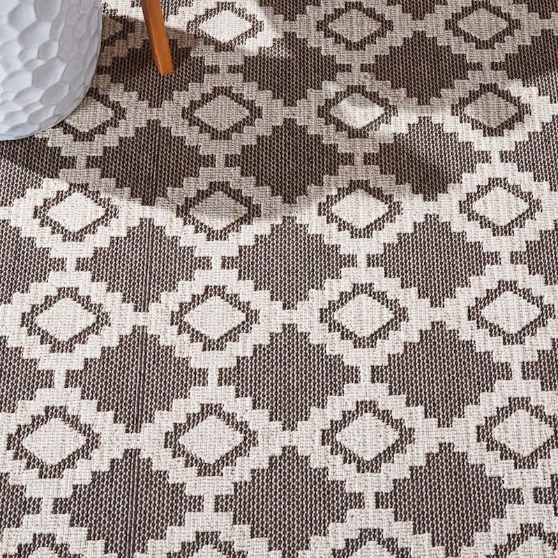 SAFAVIEH Global Sibila Indoor/Outdoor Waterproof Rug