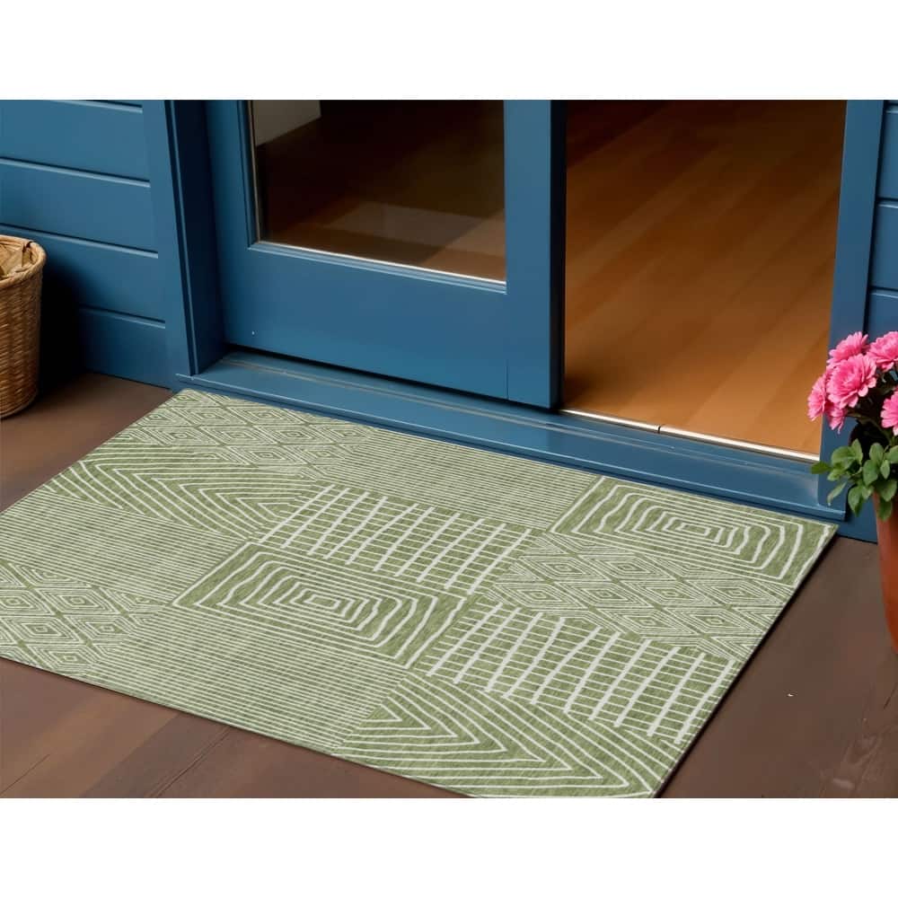 HomeRoots Geometric Transitional Rectangle Outdoor Rug