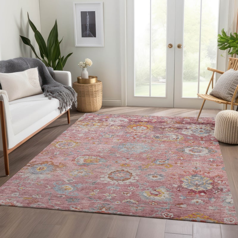 Machine Washable Indoor/ Outdoor Vintage Traditional Chantille Rug