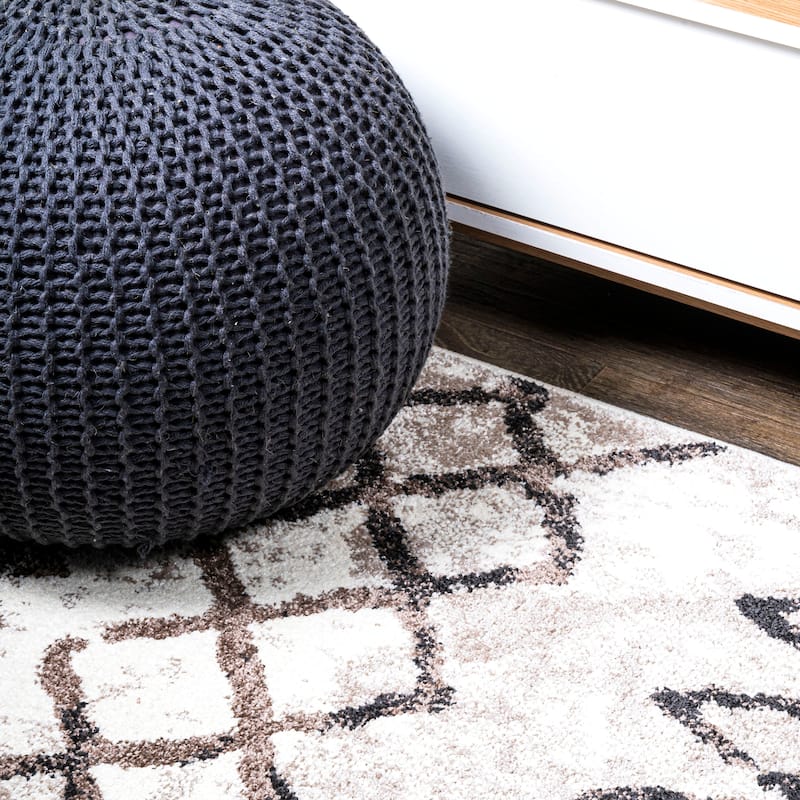 JONATHAN Y Amanar Moroccan Diamond Area Rug