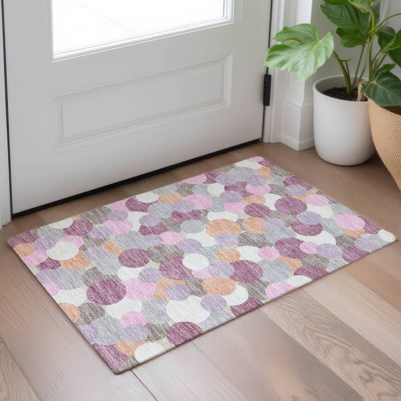 Machine Washable Indoor/ Outdoor Mucho Bubbles Chantille Rug