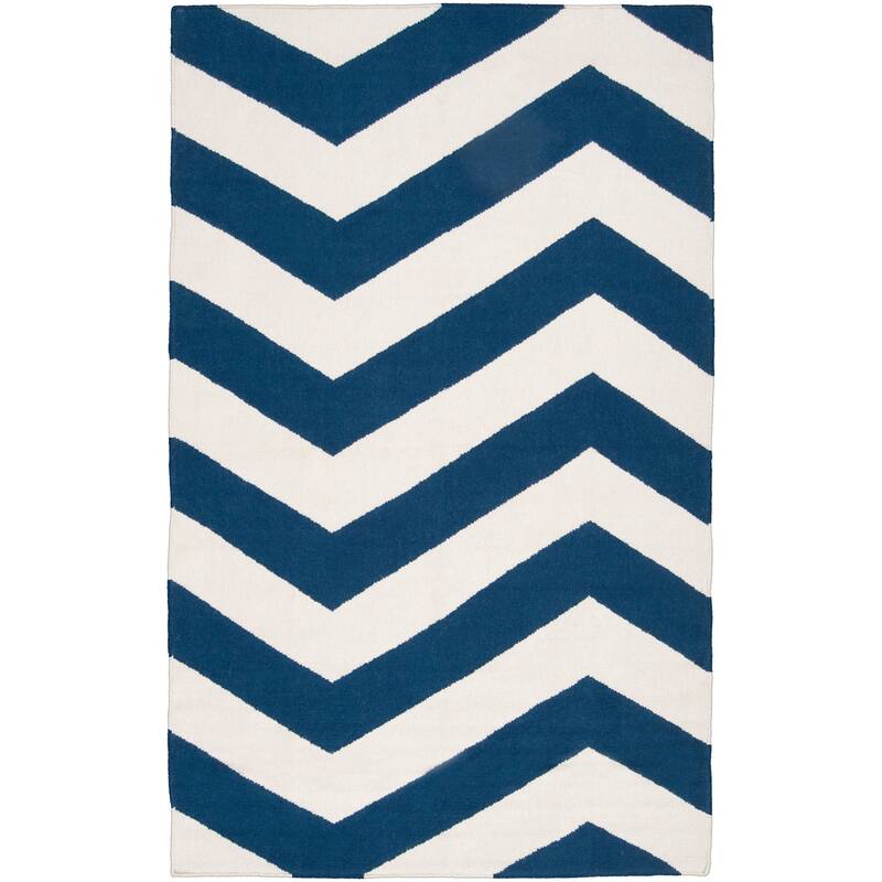 Olga Flatweave Chevron Area Rug