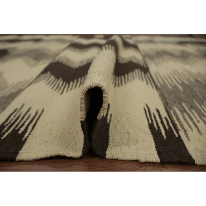 Hand Woven Oriental 100% Wool Carpet Southwestern Modern Beige & Ivories Kilim Area Rug - 8' 9'' X 6' 0''