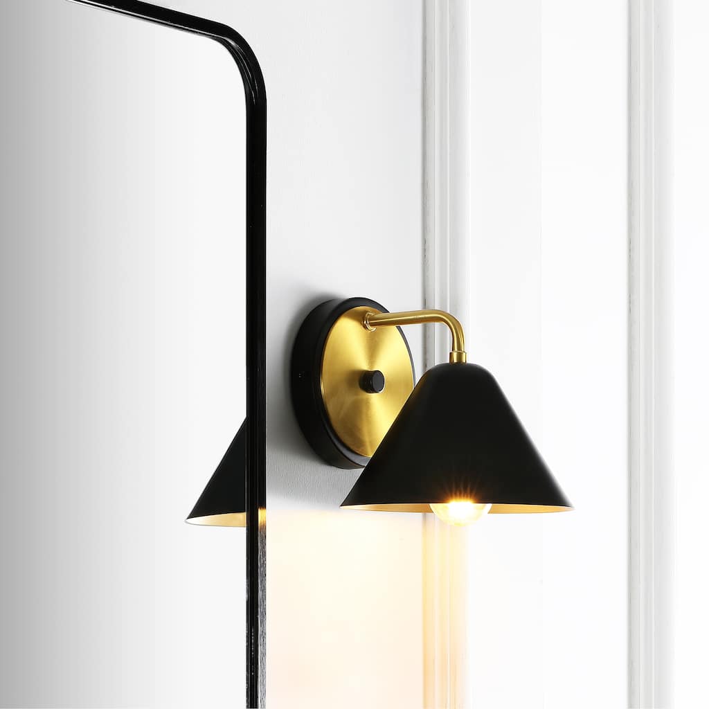 SAFAVIEH Lighting Joele Wall Sconce - 7" W x 6" D x 6" H - Black/Satin Brass - 7Wx6Dx6H