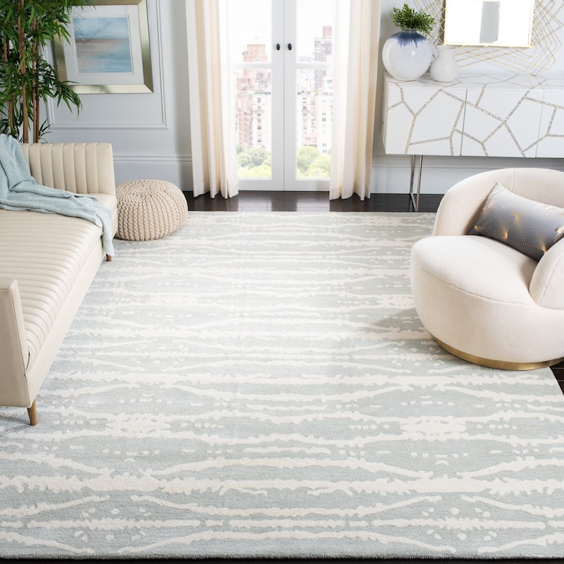 SAFAVIEH Handmade Soho Magan Wool/ Viscose Rug - 8'3" x 11' - Light Grey/Ivory