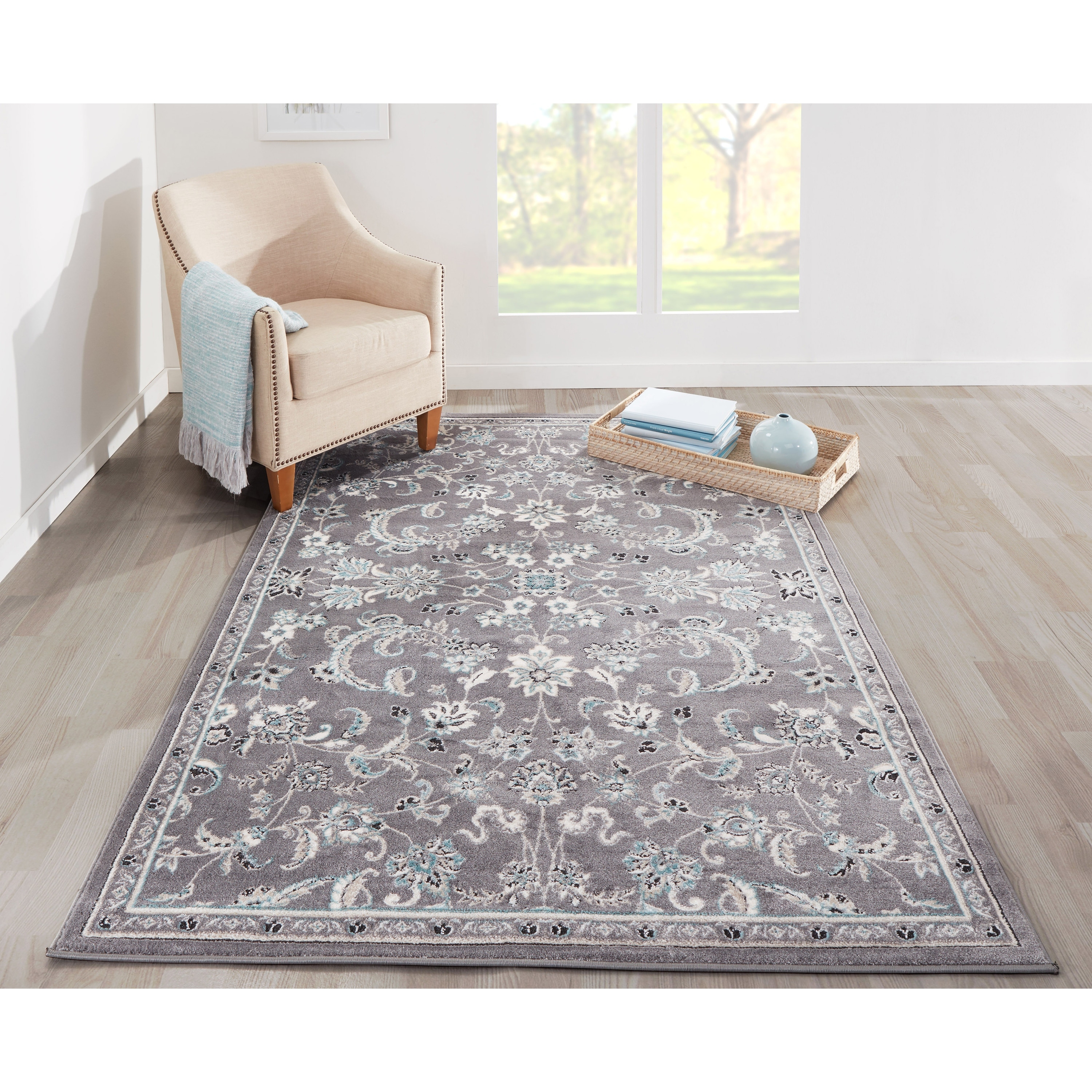 Momeni Brooklyn Heights Polyester Blend Floral Area Rug