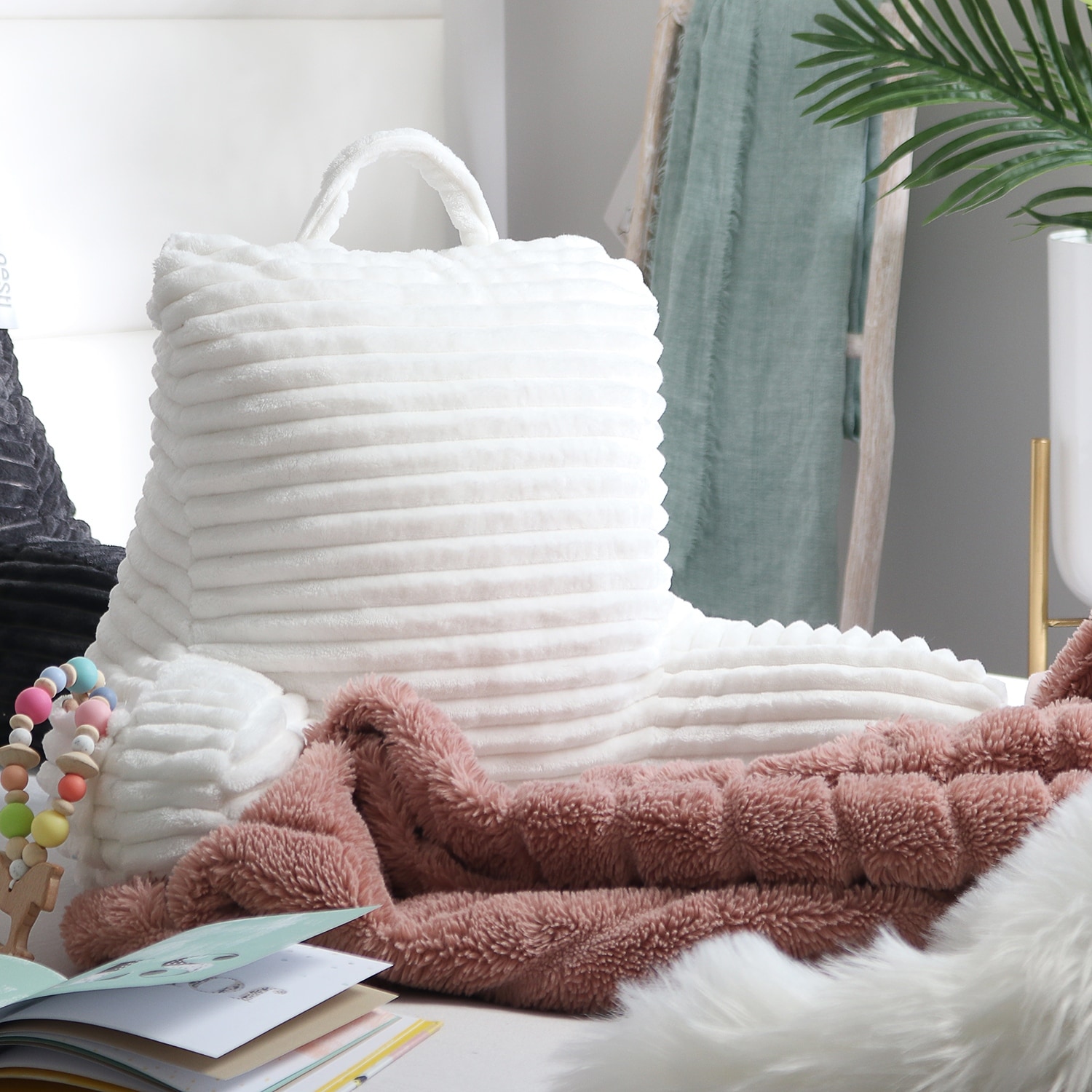 Fuzzy bed rest online pillow