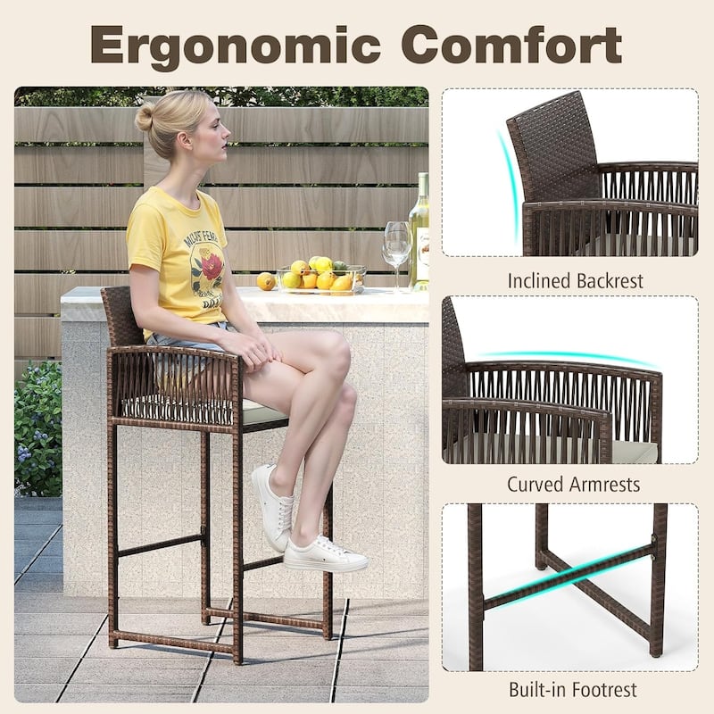Set of 2/4Outdoor PE Wicker Bar Stools Set Patio Bar Height Chairs