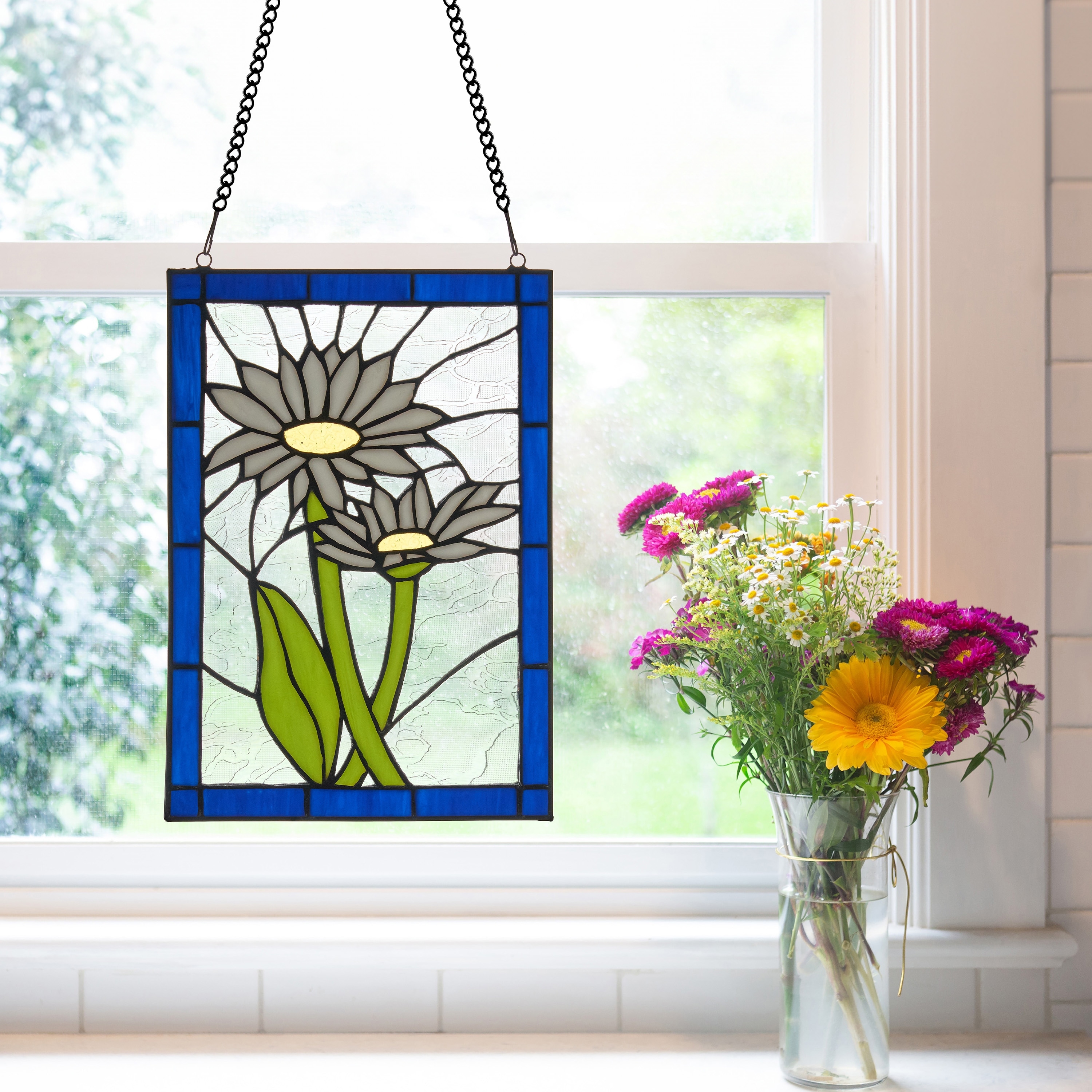 River of Goods 11.25-Inch White Daisies Tiffany-Style Stained Glass Window Panel - 8" x 0.25" x 11.25"