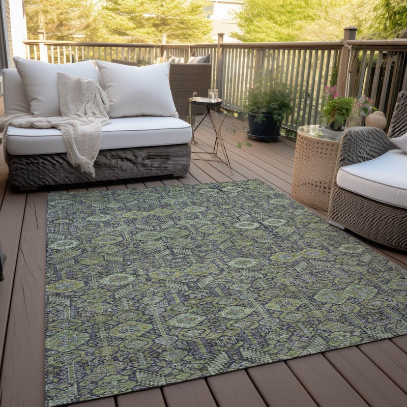 Machine Washable Indoor/ Outdoor Traditional Boho Chantille Rug
