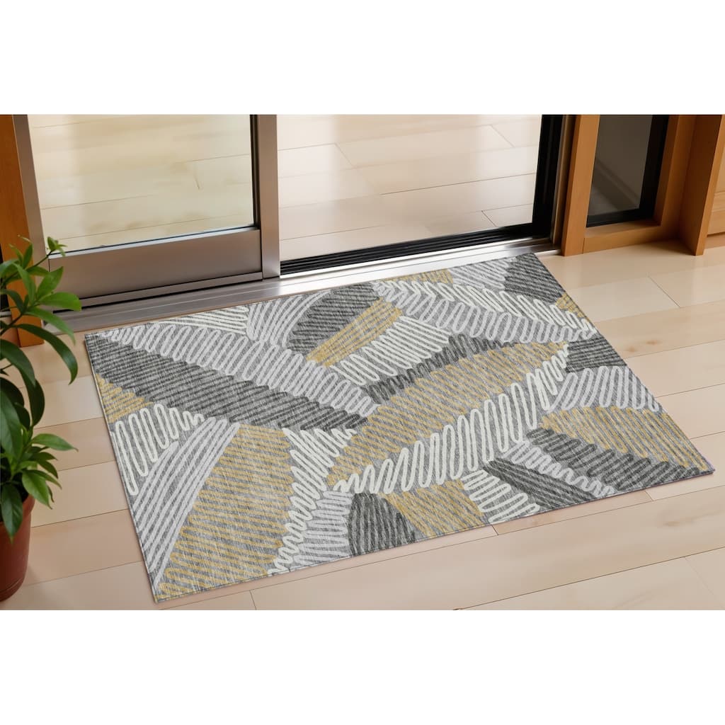 HomeRoots Floral Transitional Rectangle Outdoor Rug