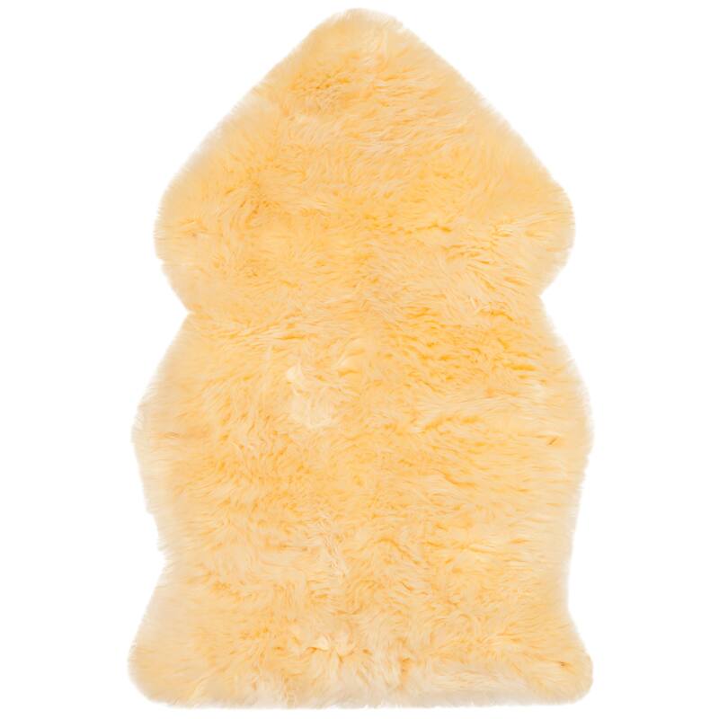 SAFAVIEH Handmade Natural Sheepskin Leanca 3.4-inch Thick Rug