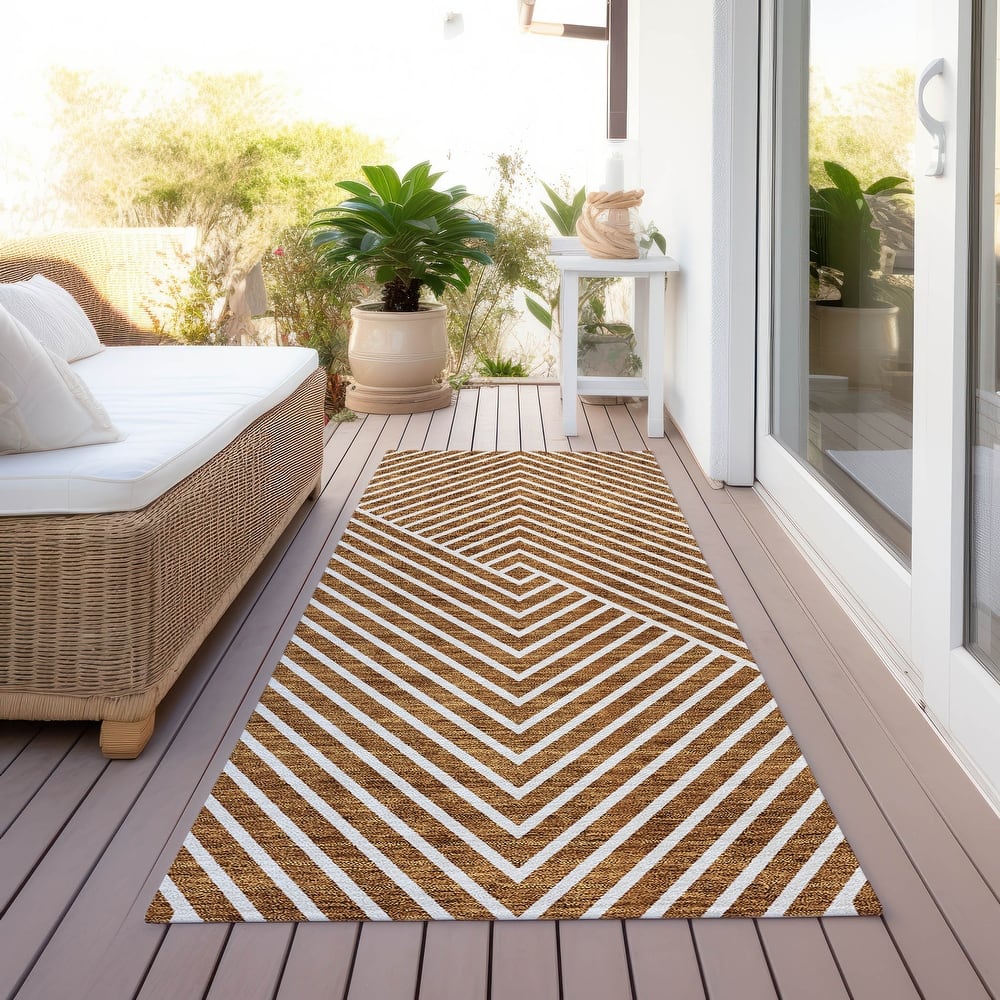 Machine Washable Indoor/ Outdoor Modern Geo Chantille Rug