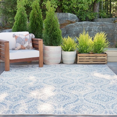 Dennis Coastal Floral Indoor/Outdoor Area Rug