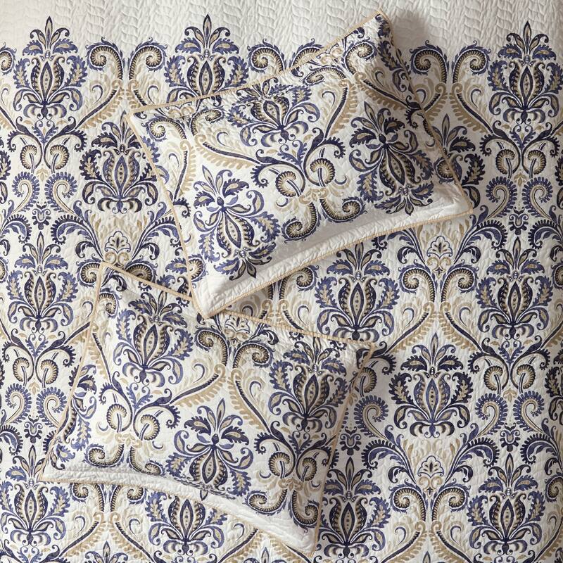 GDF Studio - Cali Reversible Paisley Quilt Set with Throw Pillows