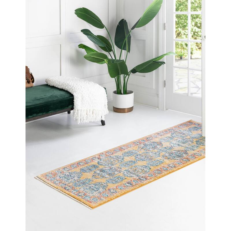 Traditional Nixa Collection Area Rug