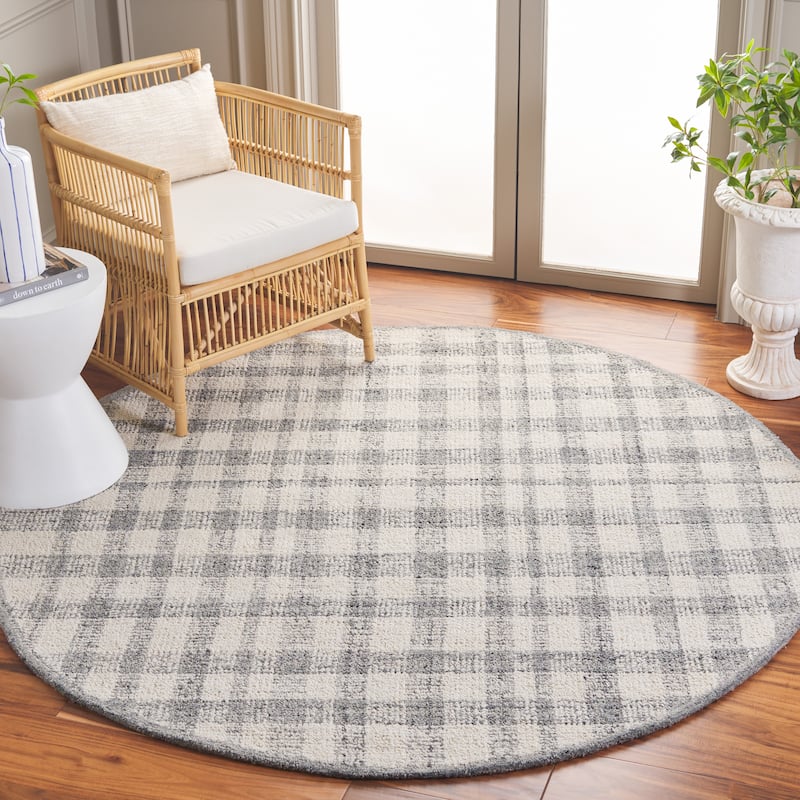 SAFAVIEH Handmade Abstract Zilia Checkered Wool Rug - 6' Round - Ivory/Grey - Round