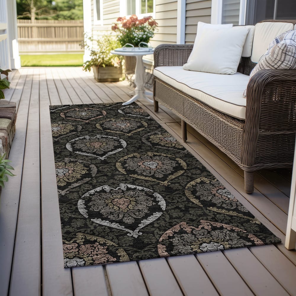 Machine Washable Indoor/ Outdoor Chantille Traditional Damask Rug