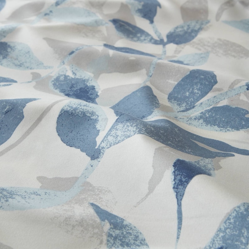 Madison Park Essentials Thelma Blue Botanical Printed Shower Curtain