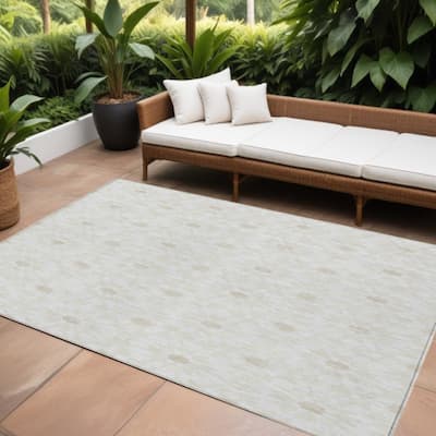 HomeRoots Floral Medallion Transitional Rectangle Outdoor Rug
