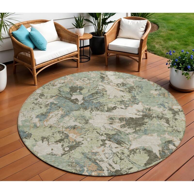 HomeRoots Floral Transitional Rectangle Outdoor Rug - 8' Round