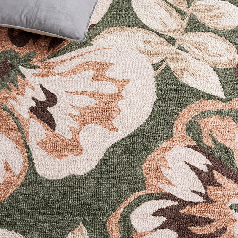 SAFAVIEH Handmade Jardin Florinka Floral Wool Rug