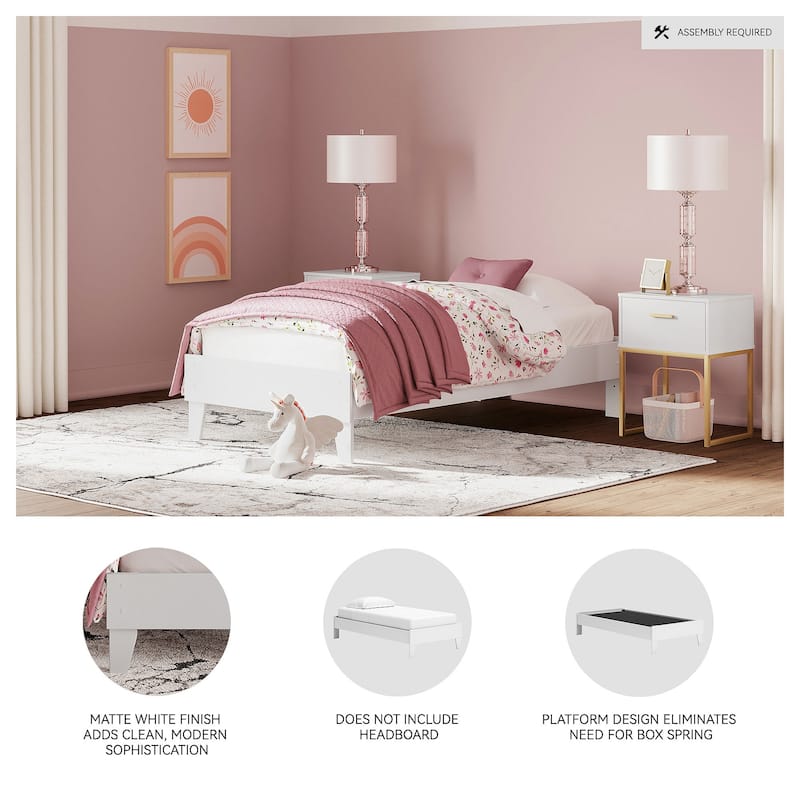 Signature Design by Ashley Socalle Platform Bed