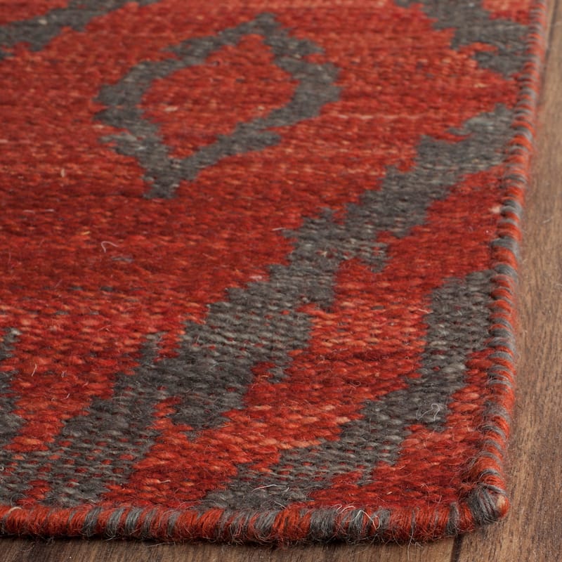 SAFAVIEH Handmade Flatweave Kilim Simeonka Wool Rug