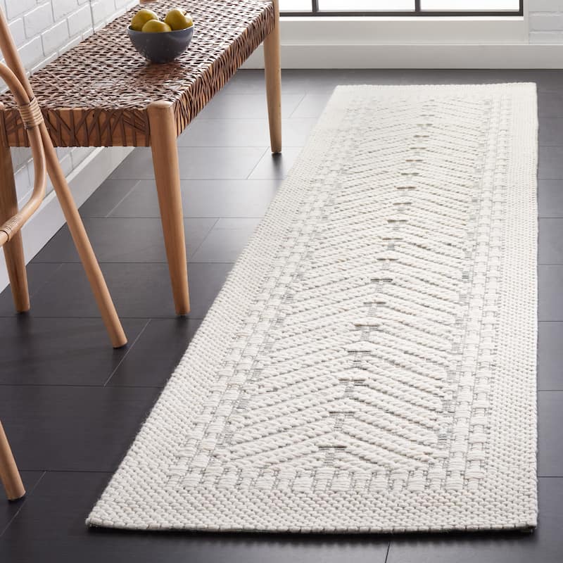 SAFAVIEH Handmade Marbella Erjona Modern Wool Rug