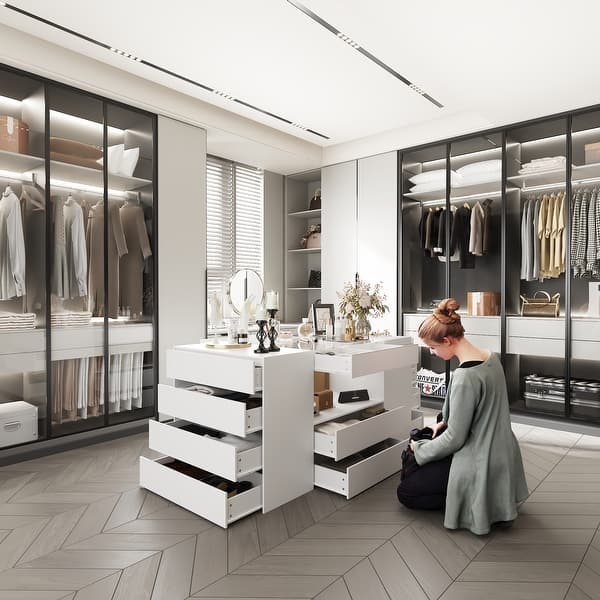 Walk In Closet Island Design