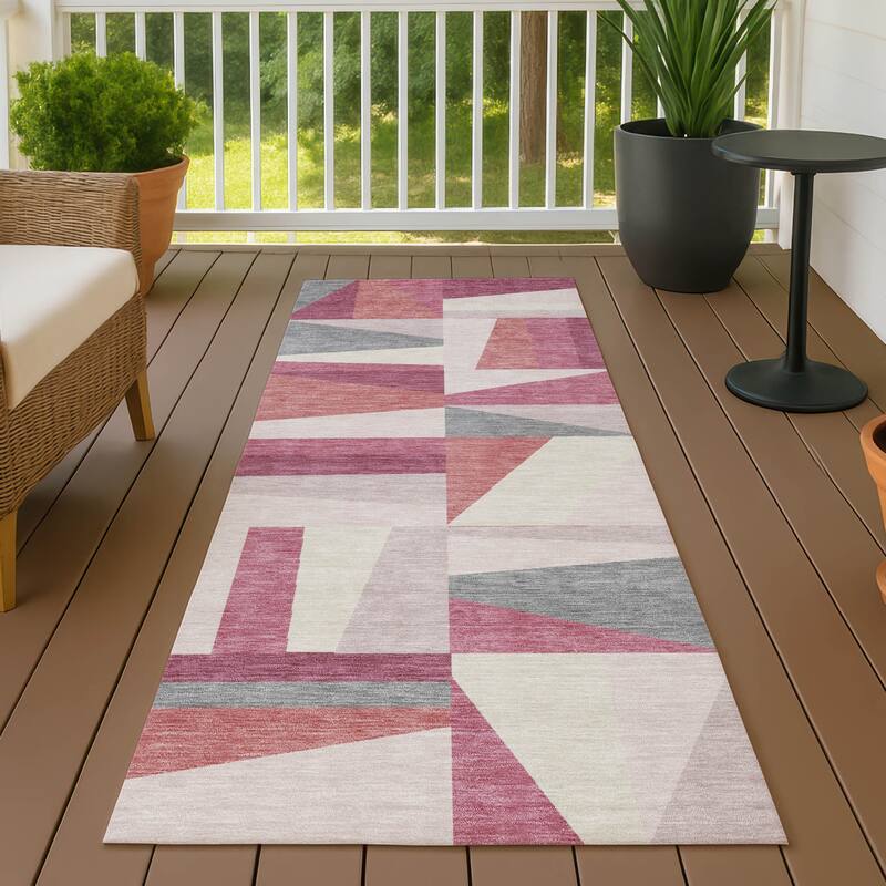 Machine Washable Indoor/ Outdoor Contemporry Mosaic Chantille Rug - Blush - 2'3" x 7'6"