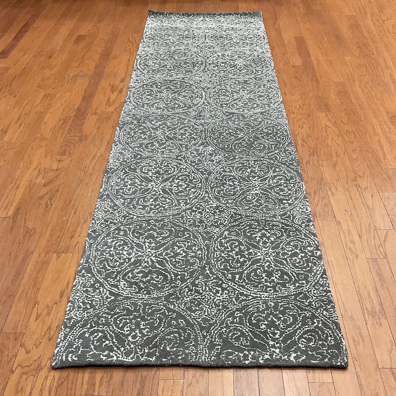 HERAT ORIENTAL Handmade Tibetan Wool Rug - 3' x 10'9
