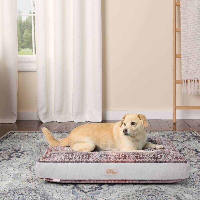 TOWN & COUNTRY EVERYDAY CuddleTown Medallion Pillow Crate Mat Pet Bed