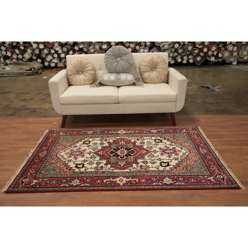Hand Knotted Oriental 100% Wool Carpet Traditional Medallion Beige & Ivories Heriz (serapi) Area Rug - 6' 1'' X 3' 11''