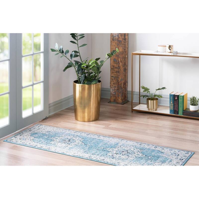 Transitional Kosmas Collection Area Rug