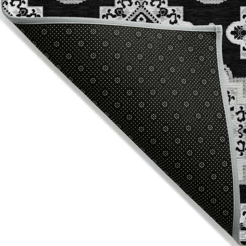 HomeRoots Medallion Transitional Rectangle Outdoor Rug