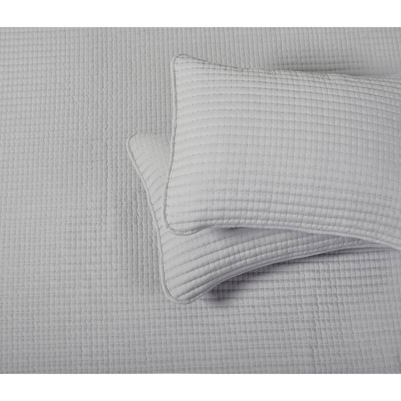 Nanshing Cassidy 7 Piece Solid Color Waffle Quilt Set
