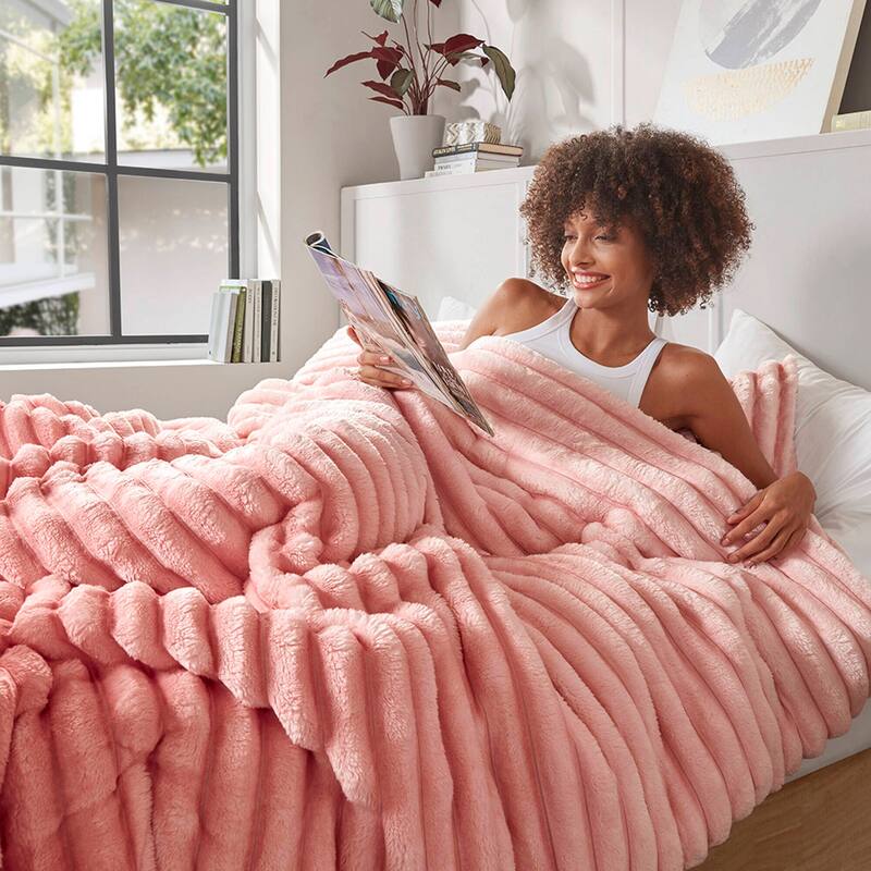 Chelsea Square Avril Fluffy Ribbed Plush Comforter Set